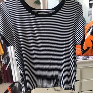 Cropped american eagle tee